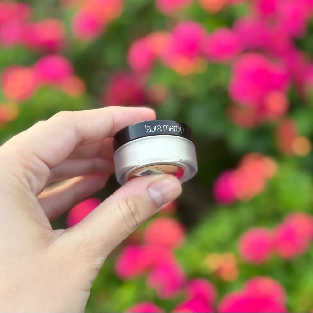 NWOT Laura Mercier Mini Translucent Powder